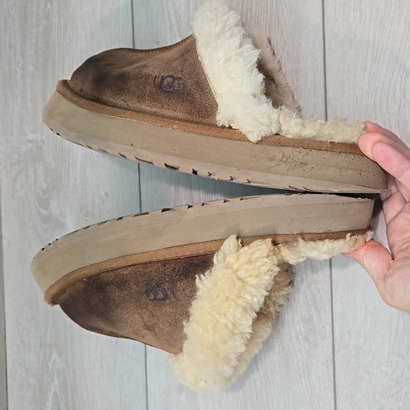UGG Australia Women Shearling Leather Slip-On Slippers Sz 10 - Picture 11 of 12